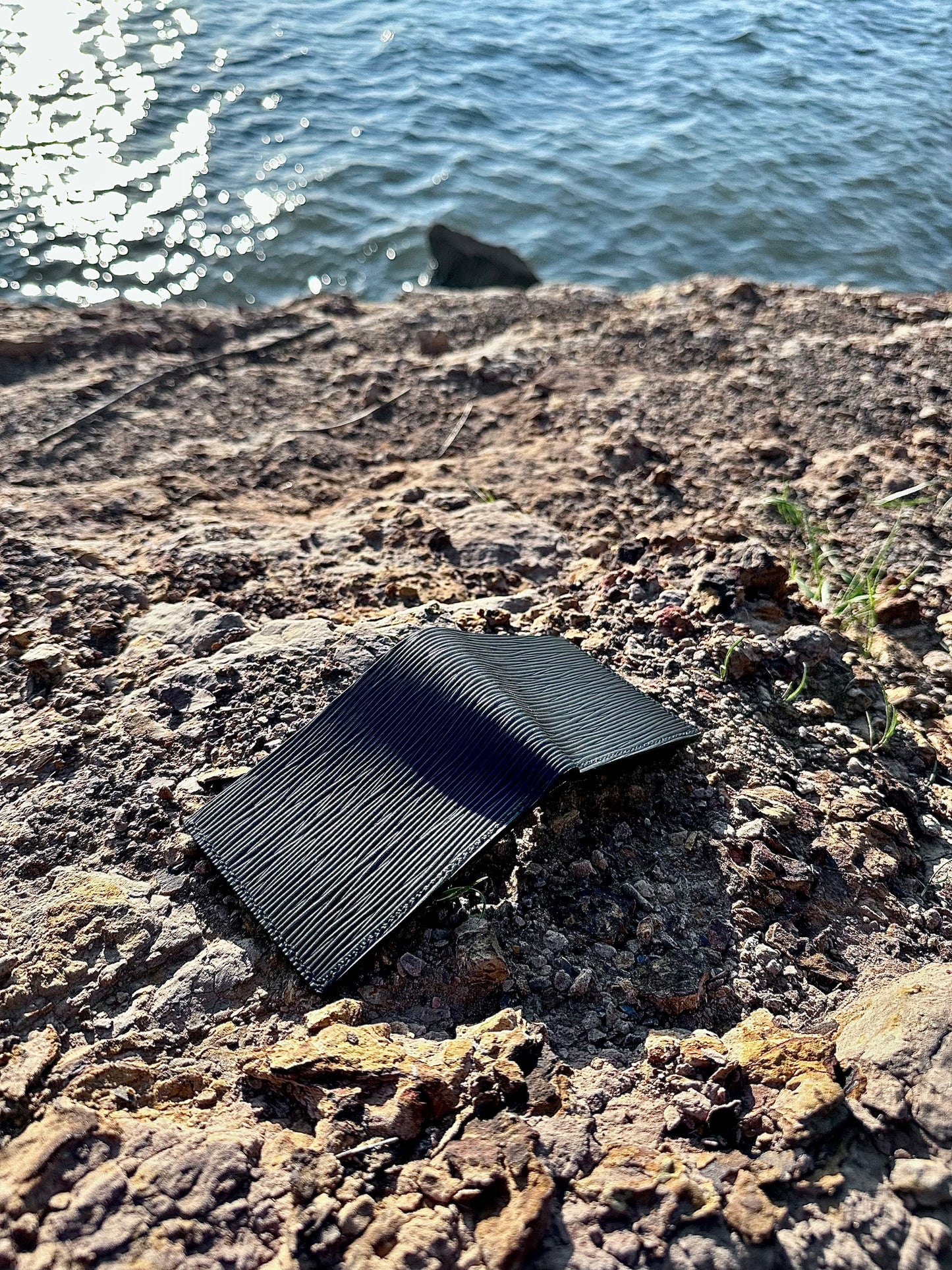 "Gatsby" Black Full Grain Leather Bifold Cardholder Wallet